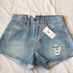 Brand new Levi’s high waisted shorts